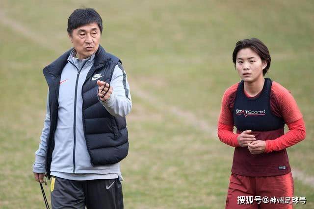 萨尔单刀胸部停球从容破门 塞内加尔暂2-0领先比利时